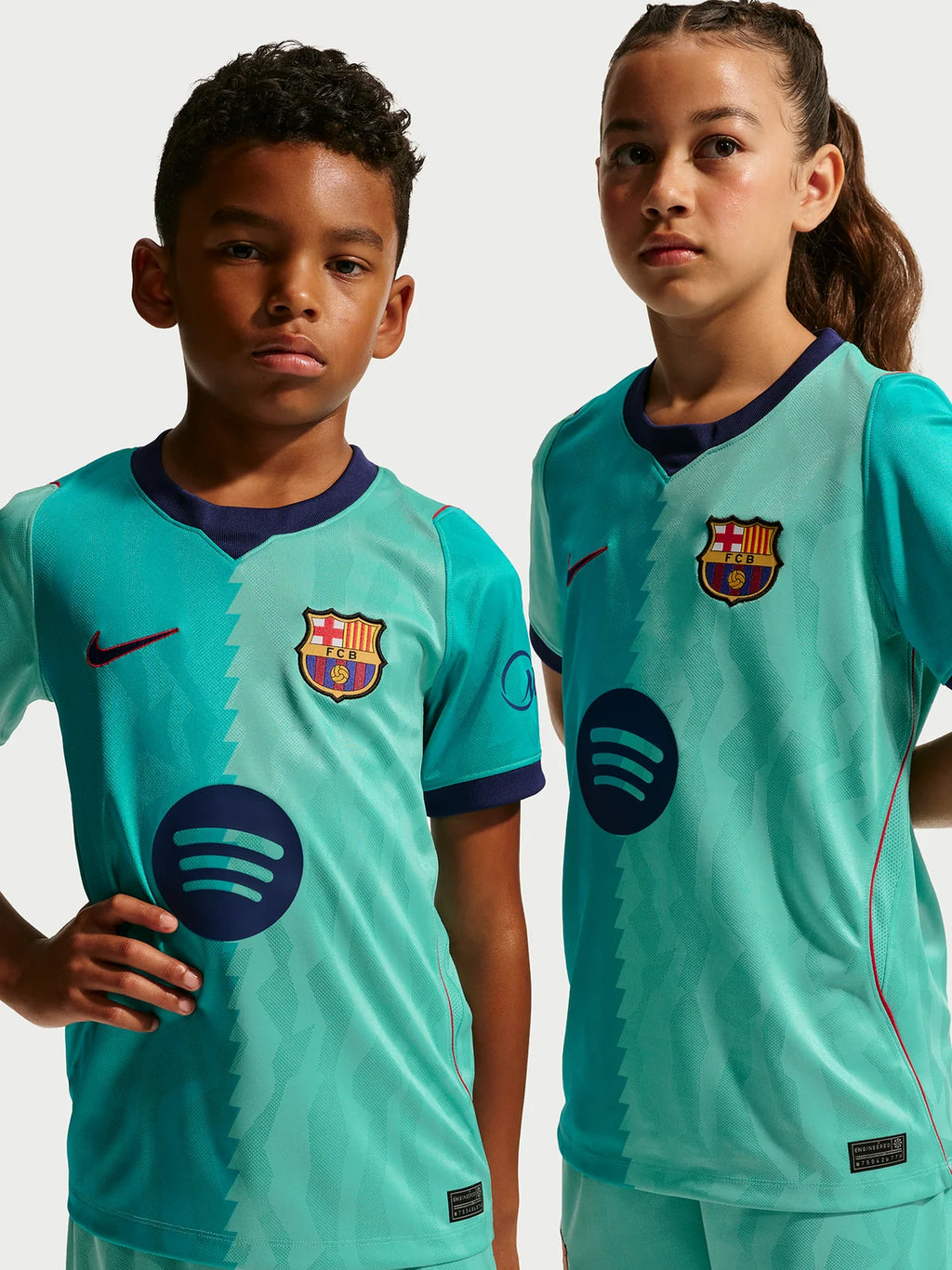 Conjunto Niño Tercera Equipación 26/27
