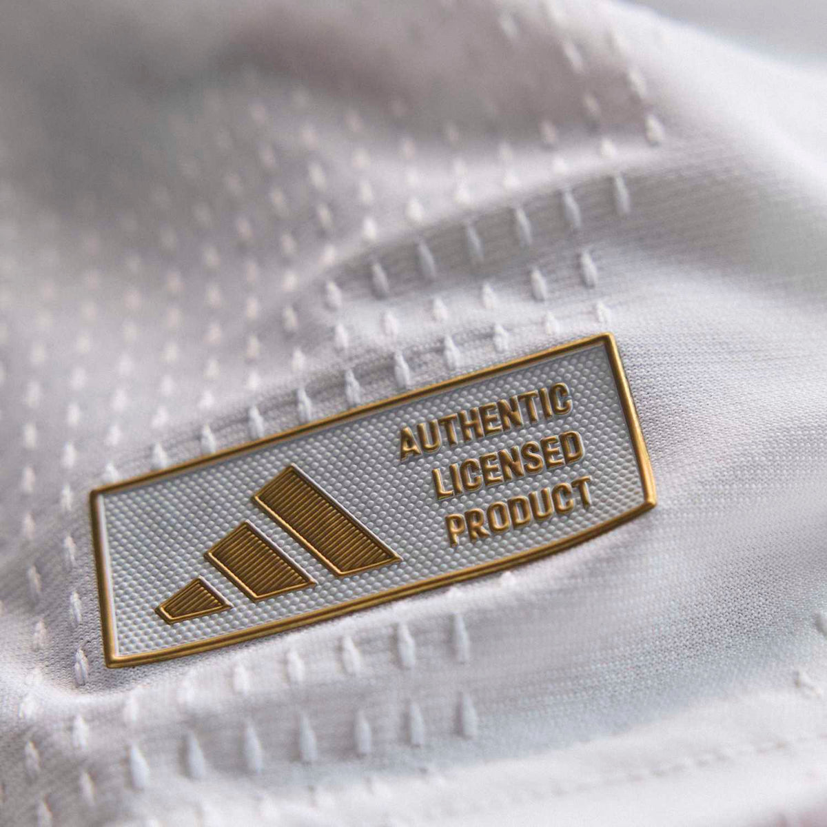 Camiseta Authentic Hombre Primera Equipación Blanca 26/27